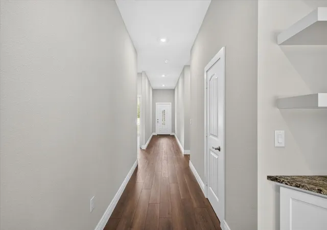 Photo 3 of Single family home for sale at 602 Crenshaw St, Terrell, TX 75160 | MLS# 21391856 | Listing updated on 2026-09-29