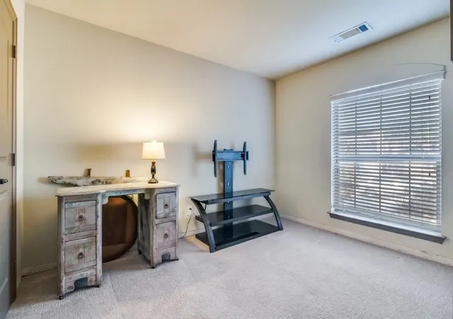 Photo 3 of Single family home for sale at 122 Mischief Ln, Rockwall, TX 75032 | MLS# 21396566 | Listing updated on 2026-10-10