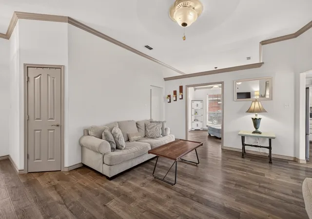 Photo 3 of Single family home for sale at 5441 Wagon Wheel Ave, Abilene, TX 79606 | MLS# 21388495 | Listing updated on 2026-09-27