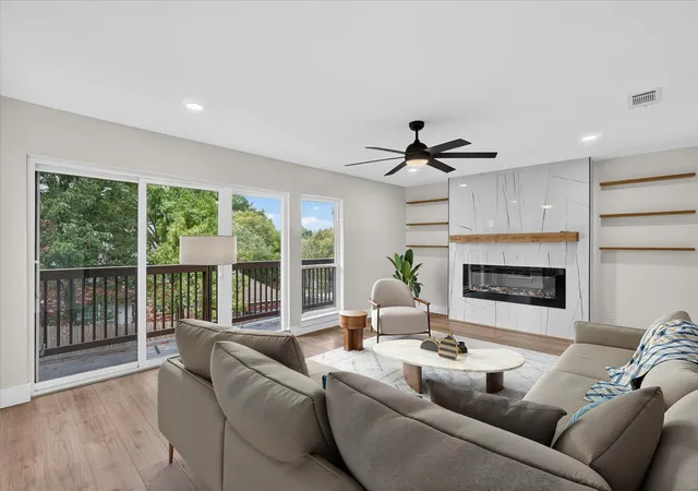 Photo 1 of Single family home for sale at 5922 Volunteer Pl, Rockwall, TX 75032 | MLS# 21365361 | Listing updated on 2026-09-27