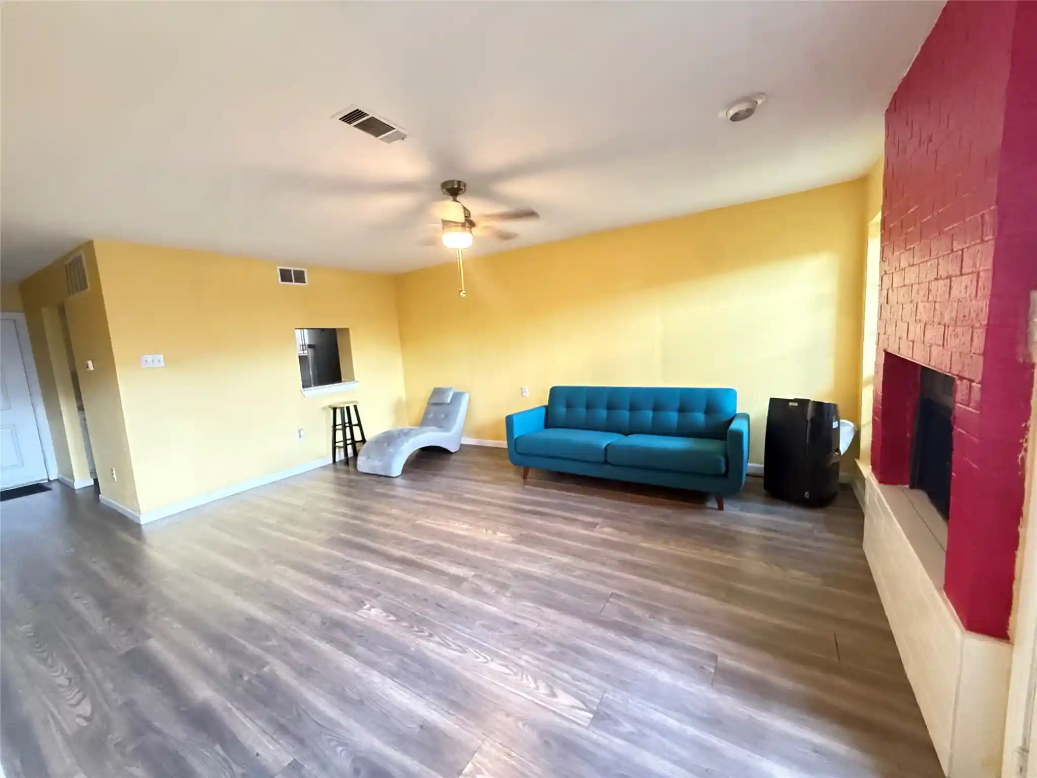 Listing Photo 2 - Condo for sale in 3240 Lombardy Ln located at 3240 Lombardy Ln, Dallas, TX 75220 - Unit #108