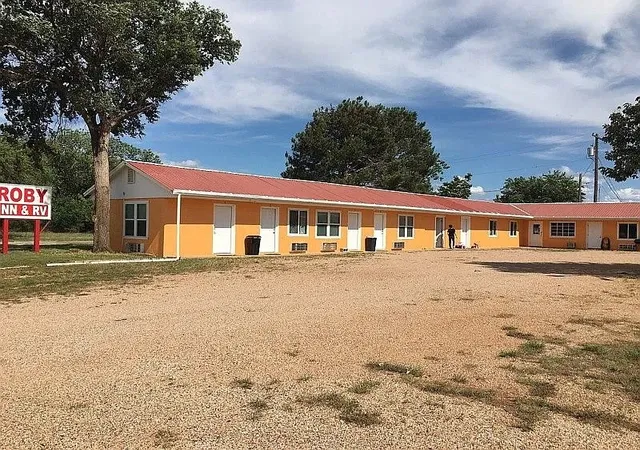 Photo 2 of Manufactured home for sale at 804 S 1st Street, Roby, TX 79543 | MLS# 21396649 | Listing updated on 2026-09-29