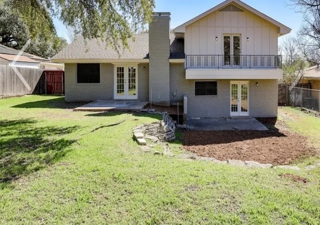 Photo 3 of Single family home for sale at 3528 Walton Ave, Fort Worth, TX 76133 | MLS# 21396654 | Listing updated on 2026-10-10
