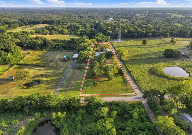 Photo 3 of Single family home for sale at 54 Doty Ln, Denison, TX 75021 | MLS# 21396060 | Listing updated on 2026-09-30