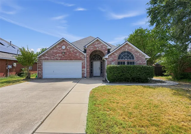 Photo 1 of Single family home for sale at 507 Willow Ln, Forney, TX 75126 | MLS# 21396693 | Listing updated on 2026-09-26
