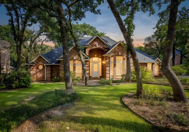 Single family home for sale at 3068 High Ridge Dr, Grapevine, TX 76051 | MLS# 21382390 | Listing updated on 2026-10-07
