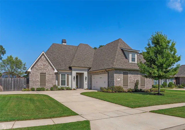 Photo 1 of Single family home for sale at 249 Peregrine Way, Bossier City, LA 71112 | MLS# 21396710 | Listing updated on 2026-10-05