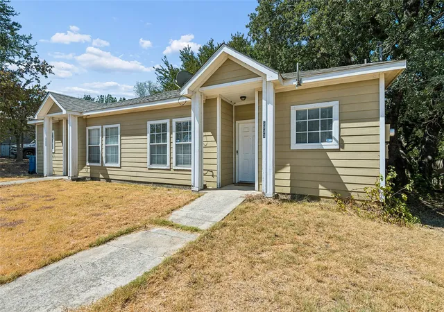 Photo 1 of Multi family home for sale at 5931 5933 Robinwood Ln, Little Elm, TX 75068 | MLS# 21389816 | Listing updated on 2026-10-05