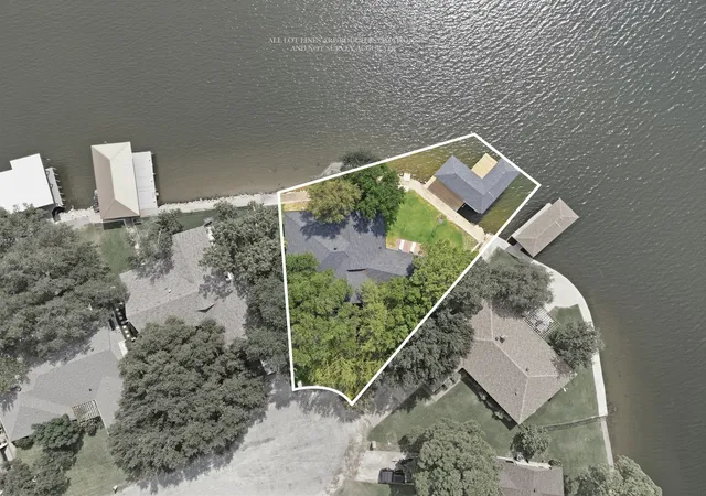 Photo 4 of Single family home for sale at 4210 Bar Harbor Ct, Granbury, TX 76049 | MLS# 21381739 | Listing updated on 2026-09-26