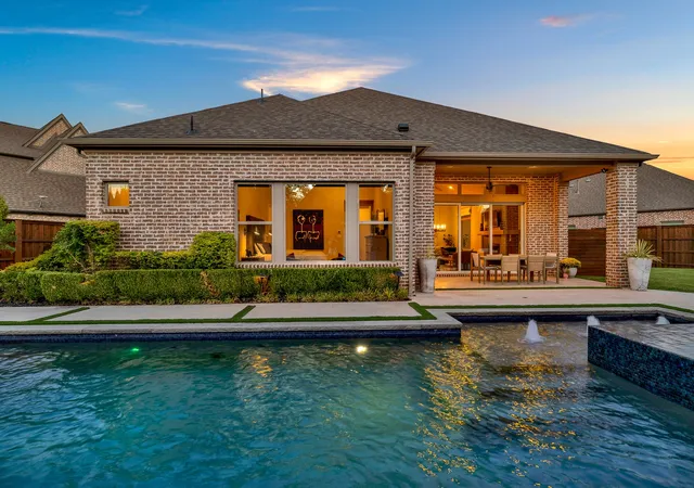 Photo 3 of Single family home for sale at 6749 Arbor Cvs Dr, Frisco, TX 75034 | MLS# 21385669 | Listing updated on 2026-10-09