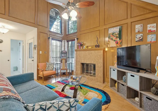 Photo 2 of Single family home for sale at 500 Saint Durney Ct, Irving, TX 75038 | MLS# 21394801 | Listing updated on 2026-09-28