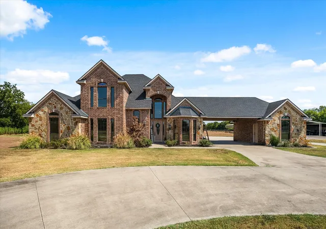 Single family home for sale at 5910 State Hwy 78 N, Farmersville, TX 75442 | MLS# 21396788 | Listing updated on 2026-10-10