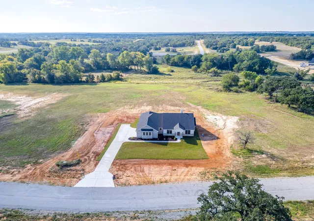 Photo 1 of Single family home for sale at 237 Kilkenny Rd, Poolville, TX 76487 | MLS# 21396802 | Listing updated on 2026-09-26