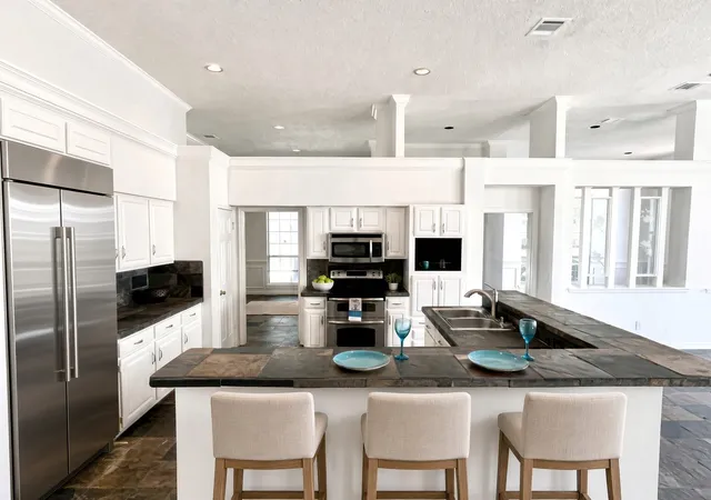 Photo 3 of Single family home for sale at 11005 Hermitage Ln, Frisco, TX 75035 | MLS# 21388907 | Listing updated on 2026-10-03