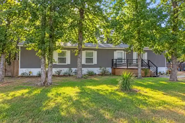 Manufactured home for sale at 6612 Timberhaven Ct, Granbury, TX 76049 | MLS# 21394533