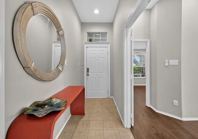 Photo 3 of Single family home for sale at 929 Warbler, Aubrey, TX 76227 | MLS# 21396475 | Listing updated on 2026-10-08