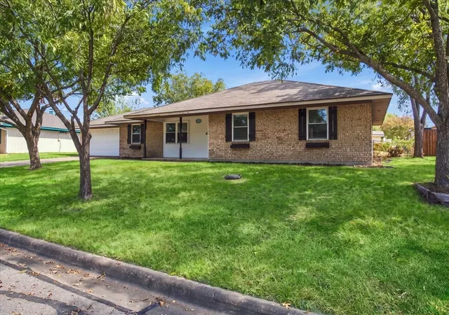 Photo 3 of Single family home for sale at 2108 N Village, Bonham, TX 75418 | MLS# 21396605 | Listing updated on 2026-09-29