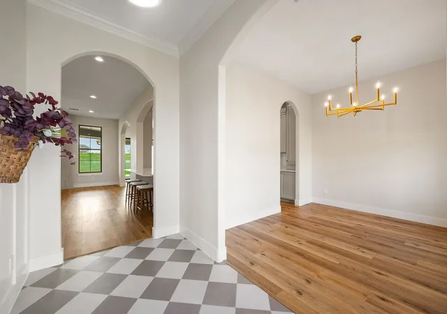 Photo 4 of Single family home for sale at 120 Quail Run Ct, Decatur, TX 76234 | MLS# 21396837 | Listing updated on 2026-10-10