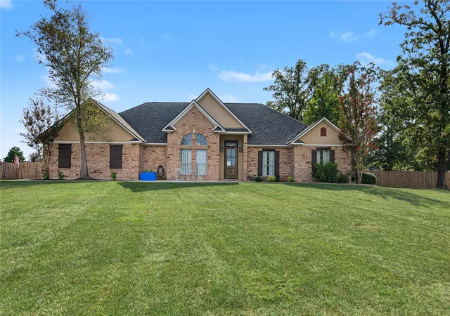 Photo 1 of Single family home for sale at 214 Cornerstone Blvd, Haughton, LA 71037 | MLS# 21396199 | Listing updated on 2026-09-26