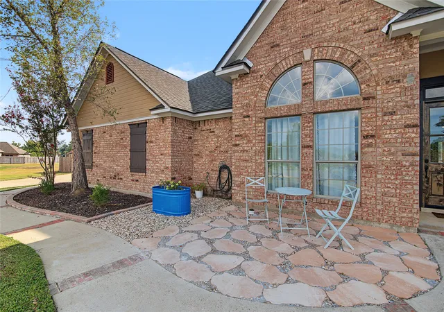 Photo 3 of Single family home for sale at 214 Cornerstone Blvd, Haughton, LA 71037 | MLS# 21396199 | Listing updated on 2026-09-26