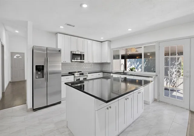 Photo 3 of Single family home for sale at 10854 Villa Hvn Dr, Dallas, TX 75238 | MLS# 21396852 | Listing updated on 2026-10-03