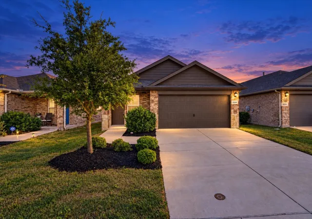 Photo 1 of Single family home for sale at 2306 Moonglade Ln, Crandall, TX 75114 | MLS# 21396908 | Listing updated on 2026-09-29