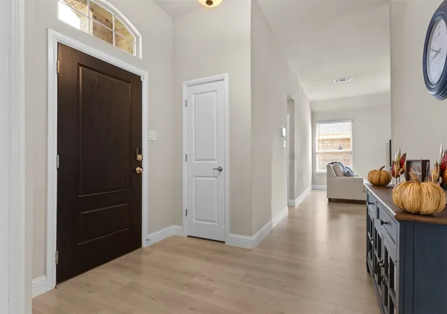Photo 4 of Single family home for sale at 3615 Orchard St, Midlothian, TX 76065 | MLS# 21396588 | Listing updated on 2026-09-26