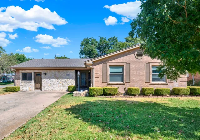 Photo 1 of Single family home for sale at 1338 Belaire Dr, Richardson, TX 75080 | MLS# 21394857 | Listing updated on 2026-10-06