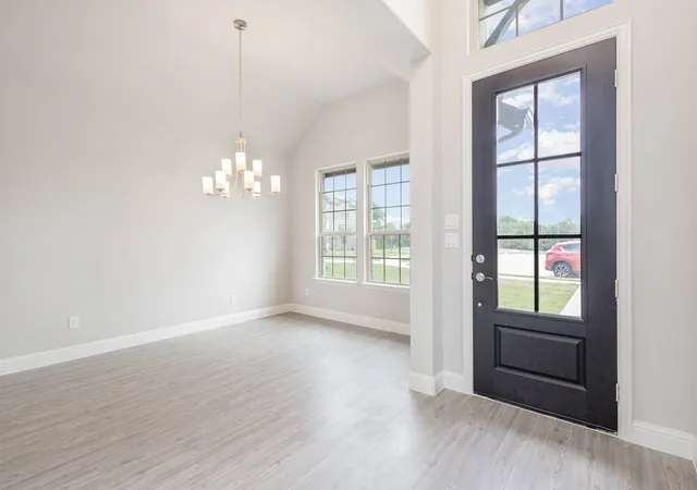 Photo 3 of Single family home for sale at 1807 Osage Ct, De Soto, TX 75115 | MLS# 21396951 | Listing updated on 2026-10-27
