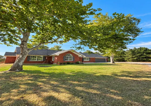 Photo 2 of Single family home for sale at 1451 County Rd 107, Whitesboro, TX 76273 | MLS# 21396955 | Listing updated on 2026-09-27