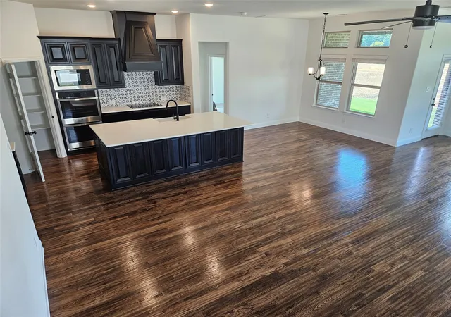 Photo 3 of Sale Pending at 3200 Windmill Rd, Van Alstyne, TX 75495 | MLS# 21396984 | Listing updated on 2026-10-01