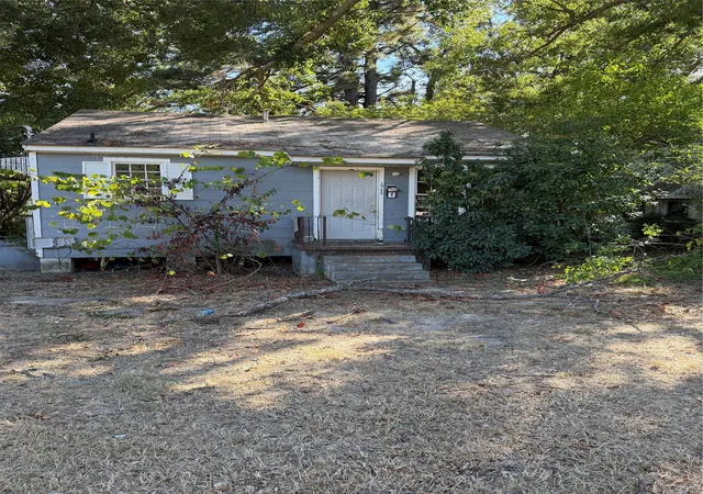 Photo 1 of Single family home for sale at 1915 Doris St, Shreveport, LA 71108 | MLS# 21396987 | Listing updated on 2026-10-02
