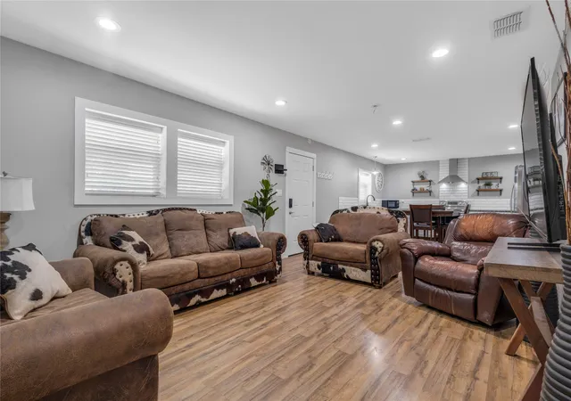 Photo 1 of Single family home for sale at 6792 N State Hwy 19, Emory, TX 75440 | MLS# 21395445 | Listing updated on 2026-10-06