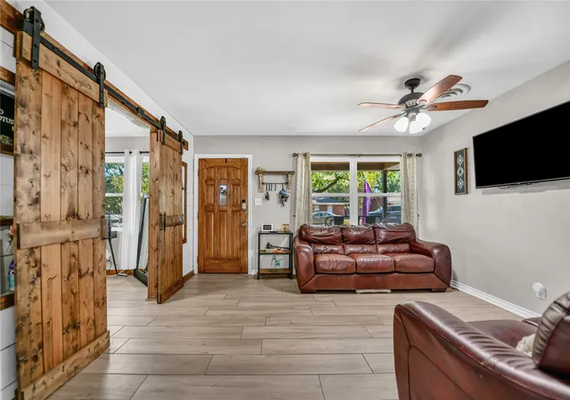 Photo 4 of Single family home for sale at 1772 N Bingham St, Stephenville, TX 76401 | MLS# 21397014 | Listing updated on 2026-09-27