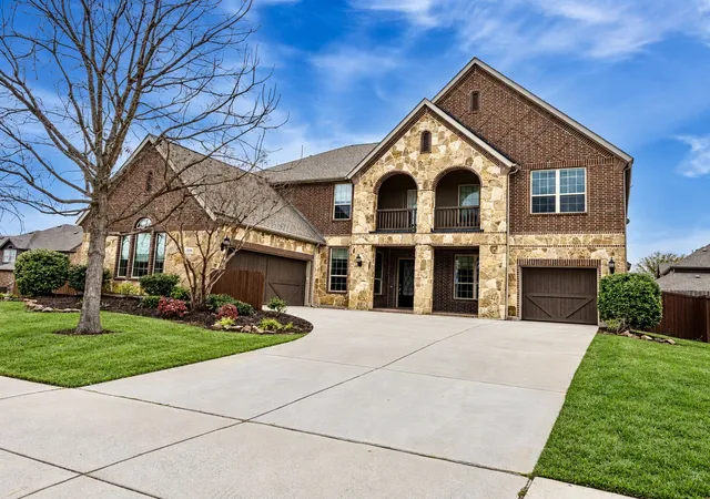 Photo 1 of Single family home for sale at 2320 Lewis Cyn Dr, Prosper, TX 75078 | MLS# 21396996 | Listing updated on 2026-09-27