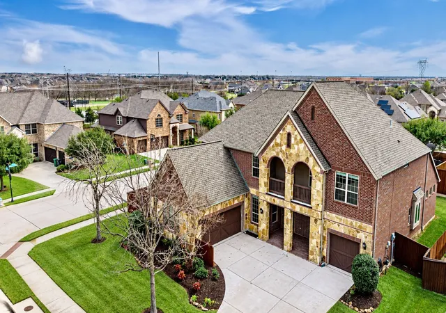 Photo 2 of Single family home for sale at 2320 Lewis Cyn Dr, Prosper, TX 75078 | MLS# 21396996 | Listing updated on 2026-09-27