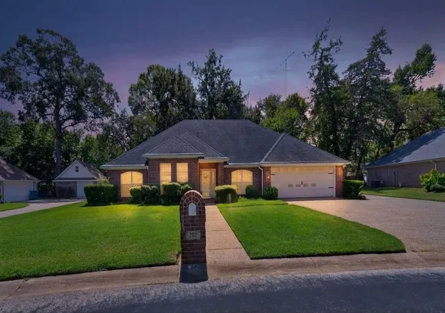 Single family home for sale at 202 Northcreek Dr, Chandler, TX 75758 | MLS# 21396868