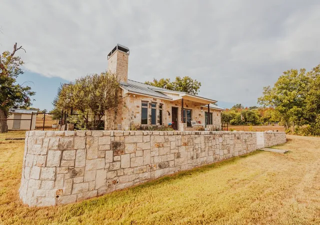 Photo 3 of Single family home for sale at 600 Finney Dr, Weatherford, TX 76085 | MLS# 21391825 | Listing updated on 2026-09-27