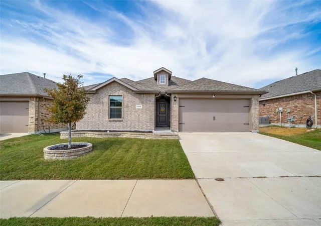 Photo 1 of Single family home for sale at 2208 Denmark Ln, Fort Worth, TX 76108 | MLS# 21387358 | Listing updated on 2026-09-27