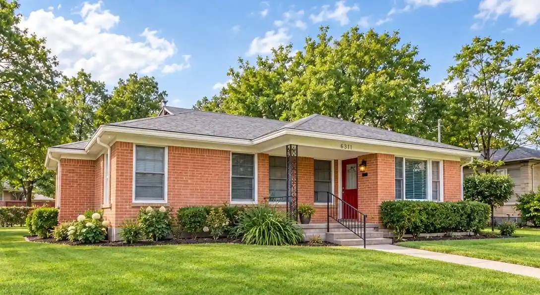 Photo 1 of Single family home for sale at 1311 S Edgefield Ave, Dallas, TX 75208 | MLS# 21397041 | Listing updated on 2026-10-15