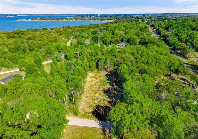 Photo 2 of Land for sale at Lot Se 3 Cr 3048e, Corsicana, TX 75109 | MLS# 21397078 | Listing updated on 2026-09-27