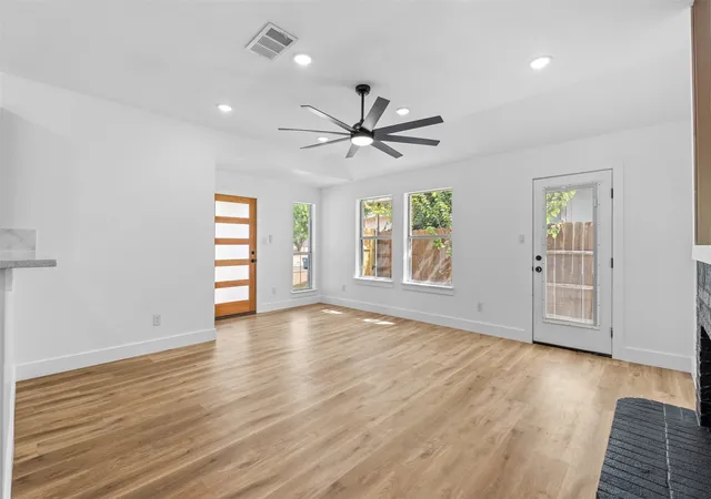 Photo 3 of Single family home for sale at 10232 Blackjack Oaks Dr, Dallas, TX 75227 | MLS# 21397113 | Listing updated on 2026-10-06