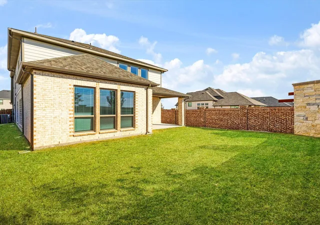 Photo 3 of Single family home for sale at 2303 Butler Ave, Rockwall, TX 75087 | MLS# 21393622 | Listing updated on 2026-10-03