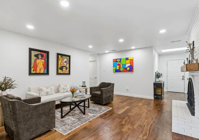 Photo 3 of Single family home for sale at 412 Ridgewood Dr, Richardson, TX 75080 | MLS# 21394611 | Listing updated on 2026-10-04