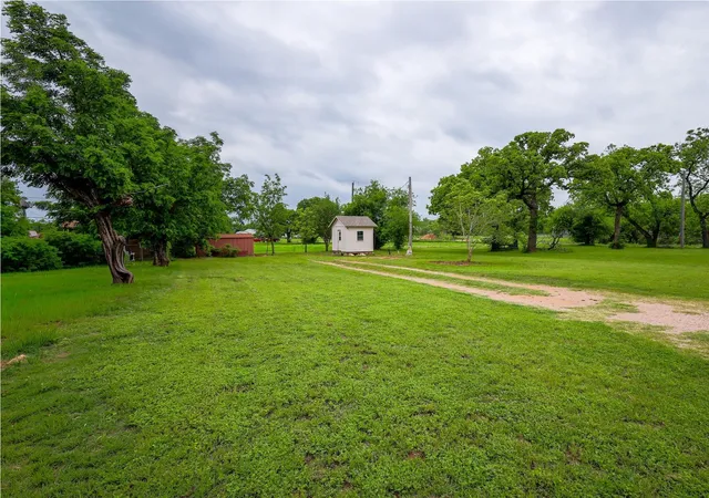 Land for sale at 609 W 12th Street, Cisco, TX 76437 | MLS# 21397156