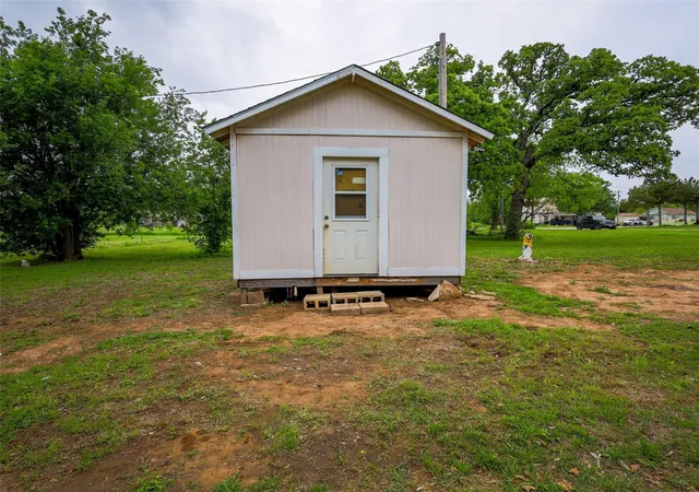 Photo 3 of Land for sale at 609 W 12th Street, Cisco, TX 76437 | MLS# 21397156 | Listing updated on 2026-09-28