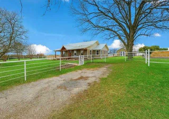 Photo 2 of Land for sale at 2196 Bledsoe Rd, Gunter, TX 75058 | MLS# 21386281 | Listing updated on 2026-09-28