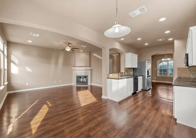 Photo 2 of Single family home for sale at 3416 Greyfriar Dr, Killeen, TX 76542 | MLS# 21397183 | Listing updated on 2026-09-27