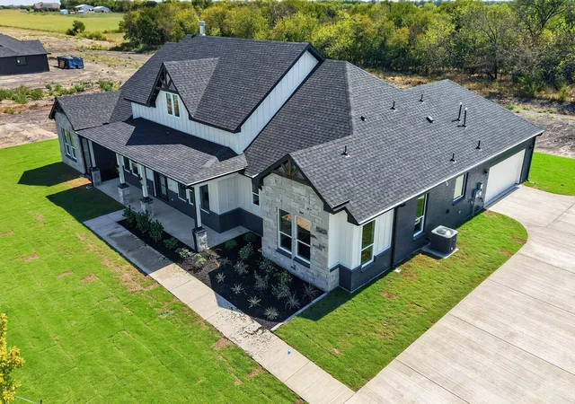 Photo 3 of Single family home for sale at 5371 Sunset Rd, Caddo Mills, TX 75135 | MLS# 21395521 | Listing updated on 2026-09-28