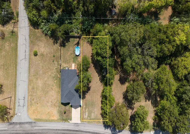 Photo 1 of Land for sale at 1208 Martin Luther King St, Denison, TX 75020 | MLS# 21396234 | Listing updated on 2026-09-28